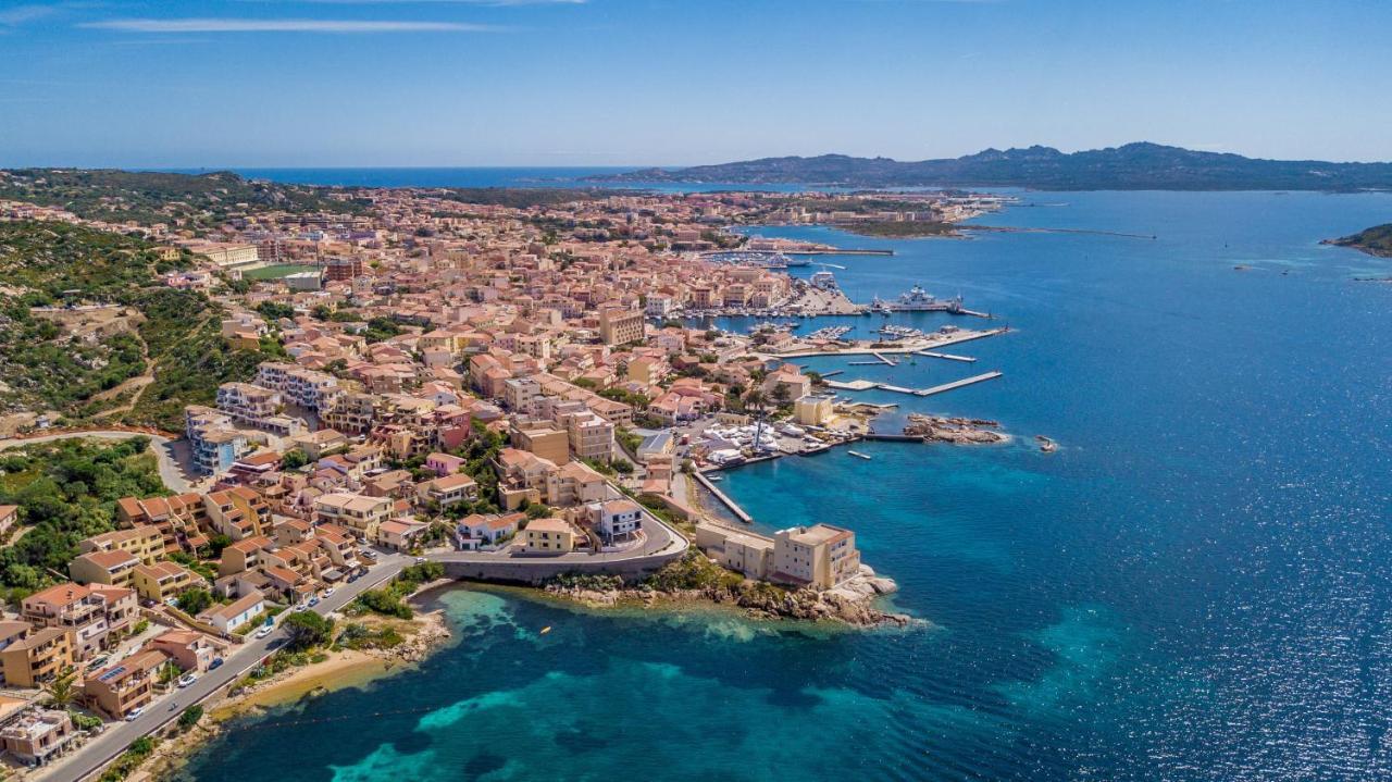 Il Gabbiano Hotell La Maddalena  Exteriör bild