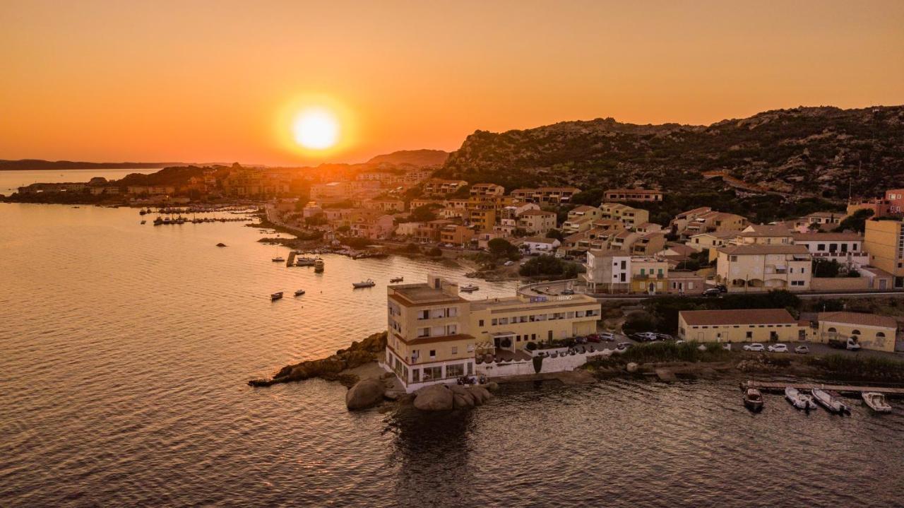 Il Gabbiano Hotell La Maddalena  Exteriör bild