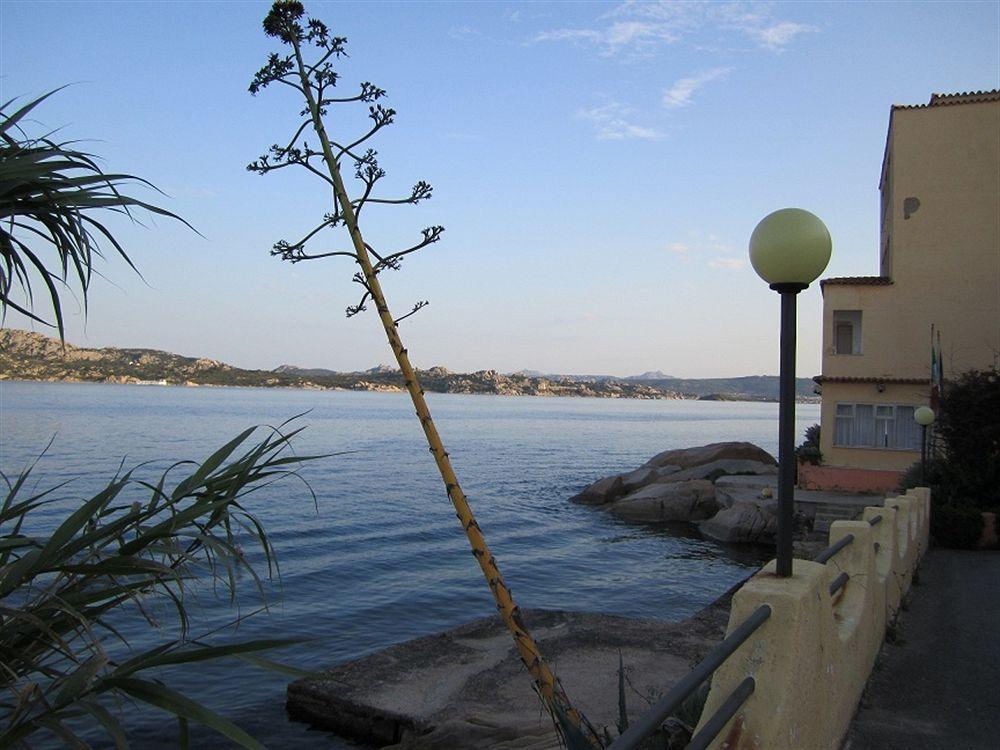 Il Gabbiano Hotell La Maddalena  Exteriör bild